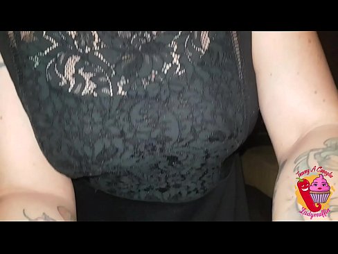 ❤️ Mae llyschwaer Slutty yn rhoi blowjob iddo a Sbaeneg ❤️ Fideo porn wrthon ni ❌️