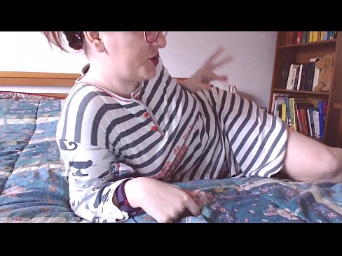 ❤️ Cymerwch y ceiliog mawr du hwn yn eich ceg caethwas bach ❤️ Fideo porn wrthon ni ❌️