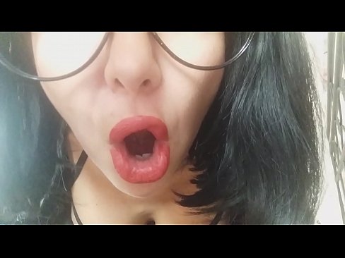❤️ Mêl, ni fydd eich llysfam yn gadael i chi fynd i'r ysgol heddiw... dwi eich angen chi yn ormodol... ❤️ Fideo porn wrthon ni ❌️